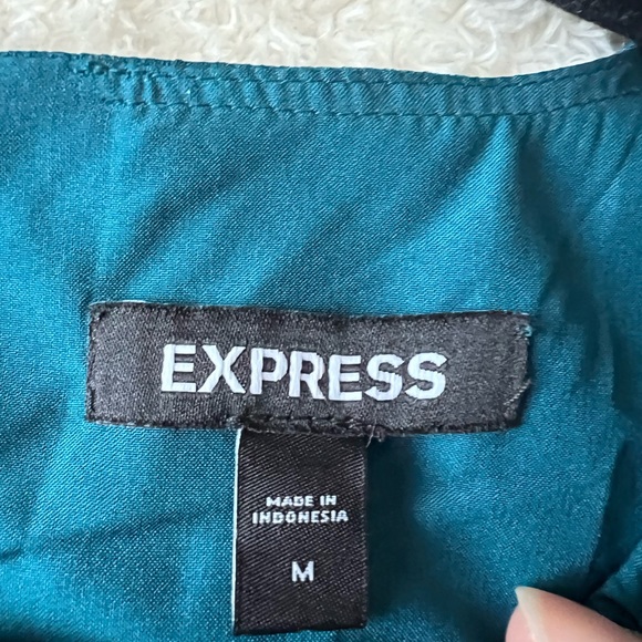 Long sleeve Tie Waist Tiered Ruffle Mini Dress - Picture 5 of 5